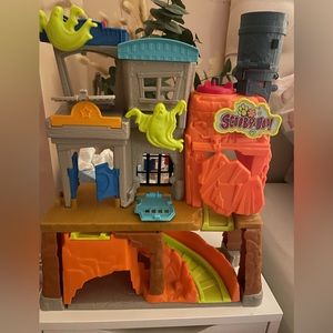 Scooby doo play tower